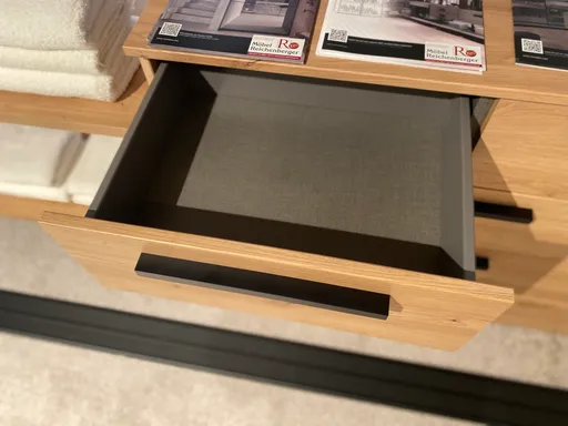 Ankleidesystem Libro 30 / Akaro